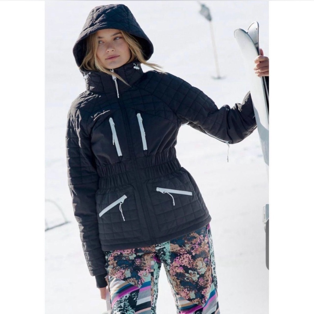 Free People Movement All Prepped Ski Jacket Black Quilted Hooded NWT Women’s S